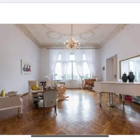 Centrum Big Apart Ξενοδοχείο *